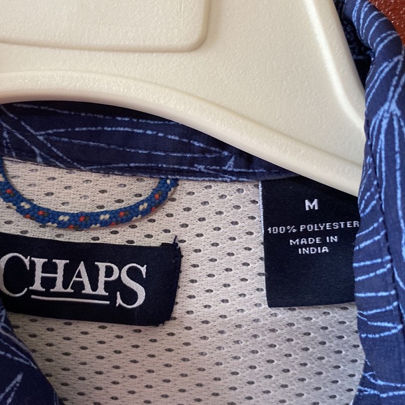 Set 2 Men’s button shirts Size Medium 1-Outlook khaki green/1- Chaps blue print - Picture 3 of 8